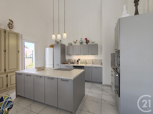 Appartement F5 à vendre - 5 pièces - 111.34 m2 - ST JEAN DE LA RUELLE - 45 - CENTRE - Century 21 Help'Immo