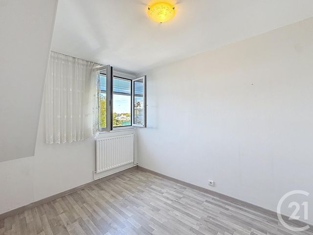 maison à vendre - 5 pièces - 93.0 m2 - ST JEAN DE LA RUELLE - 45 - CENTRE - Century 21 Help'Immo
