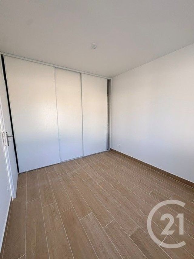 maison à louer - 5 pièces - 125.85 m2 - LA CHAPELLE ST MESMIN - 45 - CENTRE - Century 21 Help'Immo