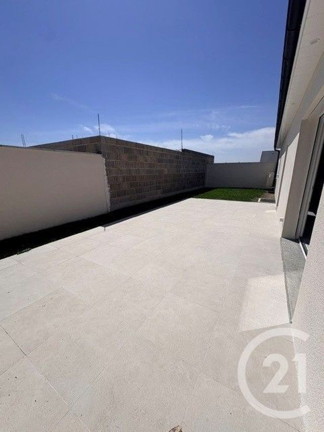 maison à louer - 5 pièces - 125.85 m2 - LA CHAPELLE ST MESMIN - 45 - CENTRE - Century 21 Help'Immo