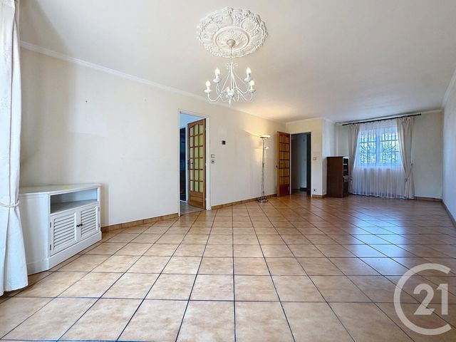 maison à vendre - 5 pièces - 88.22 m2 - ST AY - 45 - CENTRE - Century 21 Help'Immo