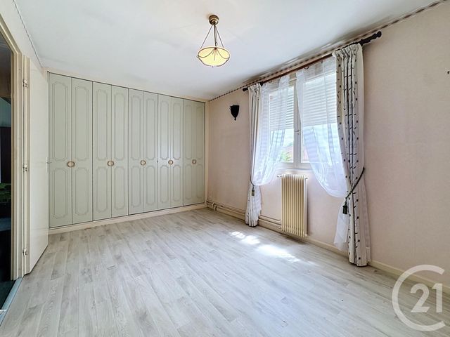 maison à vendre - 5 pièces - 88.22 m2 - ST AY - 45 - CENTRE - Century 21 Help'Immo