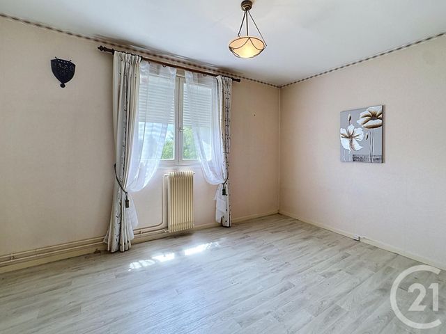 maison à vendre - 5 pièces - 88.22 m2 - ST AY - 45 - CENTRE - Century 21 Help'Immo