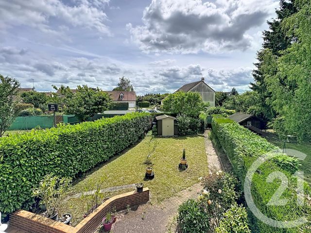 maison à vendre - 5 pièces - 88.22 m2 - ST AY - 45 - CENTRE - Century 21 Help'Immo