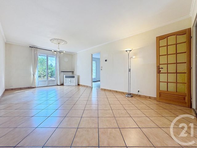 maison à vendre - 5 pièces - 88.22 m2 - ST AY - 45 - CENTRE - Century 21 Help'Immo