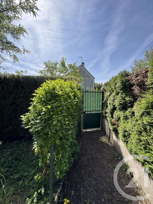 maison à vendre - 5 pièces - 88.22 m2 - ST AY - 45 - CENTRE - Century 21 Help'Immo