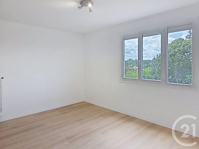 Appartement F1 à vendre - 1 pièce - 30.0 m2 - OLIVET - 45 - CENTRE - Century 21 Help'Immo