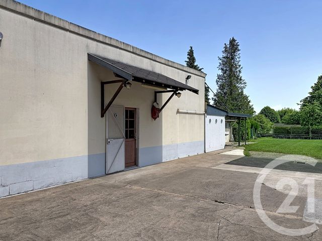 maison à vendre - 8 pièces - 198.91 m2 - ST JEAN DE LA RUELLE - 45 - CENTRE - Century 21 Help'Immo