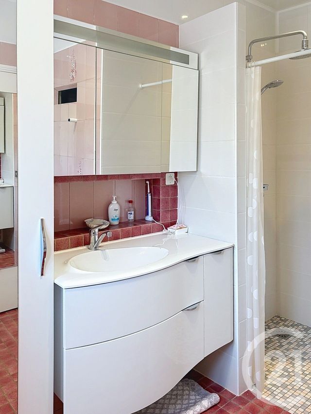 maison à vendre - 8 pièces - 198.91 m2 - ST JEAN DE LA RUELLE - 45 - CENTRE - Century 21 Help'Immo
