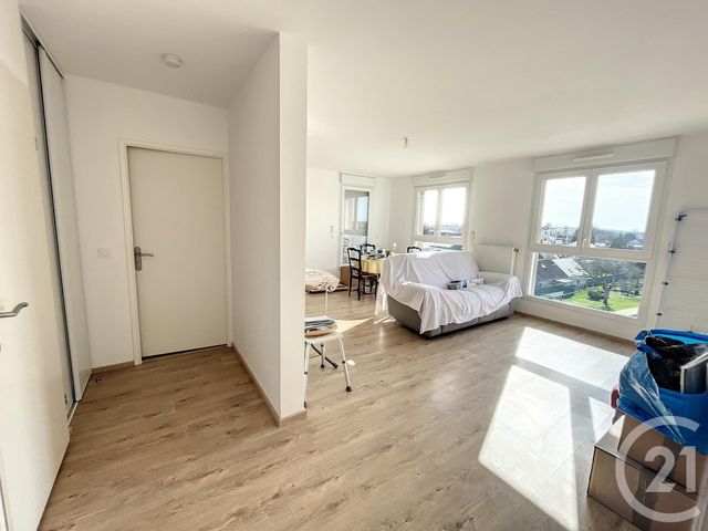 Appartement F3 à louer - 3 pièces - 66.44 m2 - LA CHAPELLE ST MESMIN - 45 - CENTRE - Century 21 Help'Immo