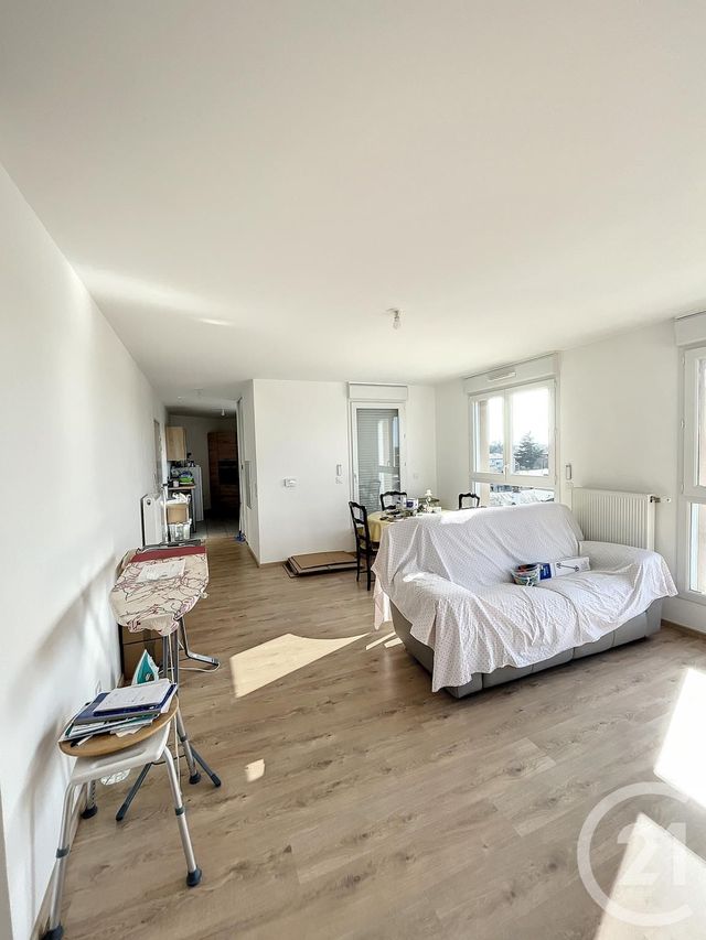 Appartement F3 à louer - 3 pièces - 66.44 m2 - LA CHAPELLE ST MESMIN - 45 - CENTRE - Century 21 Help'Immo