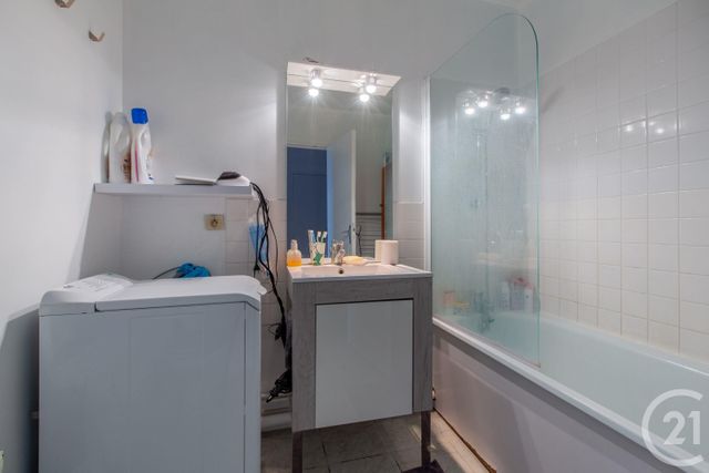 Appartement T1 à louer - 1 pièce - 34.26 m2 - ORLEANS - 45 - CENTRE - Century 21 Help'Immo