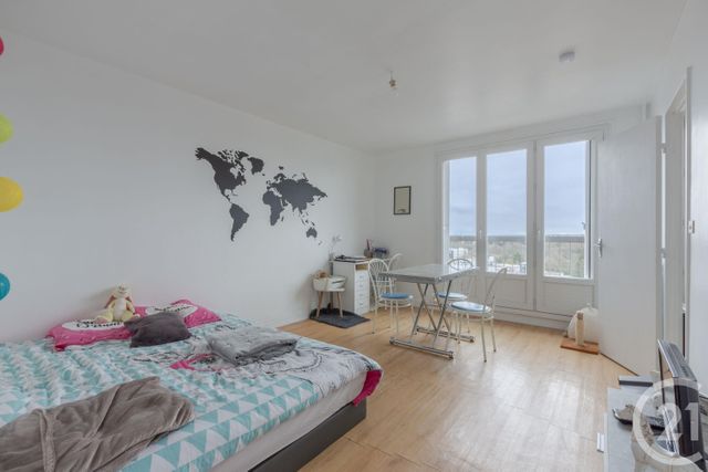 Appartement T1 à louer - 1 pièce - 34.26 m2 - ORLEANS - 45 - CENTRE - Century 21 Help'Immo