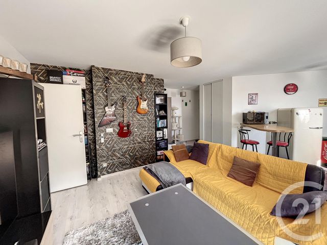 Appartement F2 à louer - 2 pièces - 50.08 m2 - LA CHAPELLE ST MESMIN - 45 - CENTRE - Century 21 Help'Immo