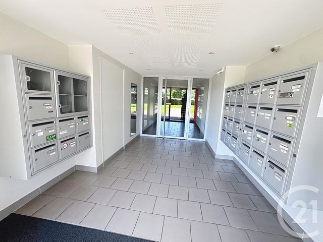 Appartement F2 à vendre - 2 pièces - 43.6 m2 - OLIVET - 45 - CENTRE - Century 21 Help'Immo
