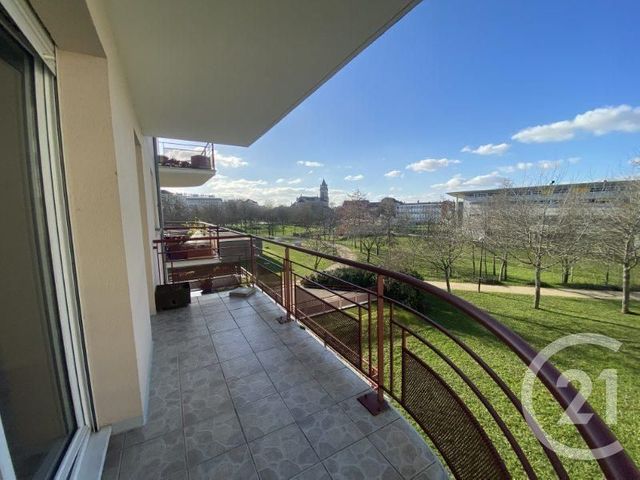 Appartement F2 à louer ORLEANS