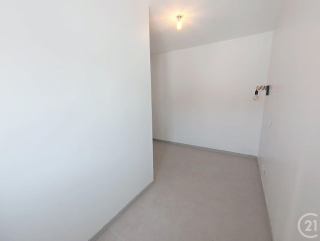 maison à louer - 4 pièces - 87.78 m2 - FLEURY LES AUBRAIS - 45 - CENTRE - Century 21 Help'Immo
