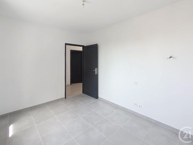 maison à louer - 4 pièces - 87.78 m2 - FLEURY LES AUBRAIS - 45 - CENTRE - Century 21 Help'Immo