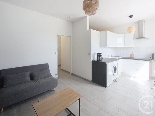 Appartement F1 à louer - 1 pièce - 29.78 m2 - ST JEAN DE BRAYE - 45 - CENTRE - Century 21 Help'Immo