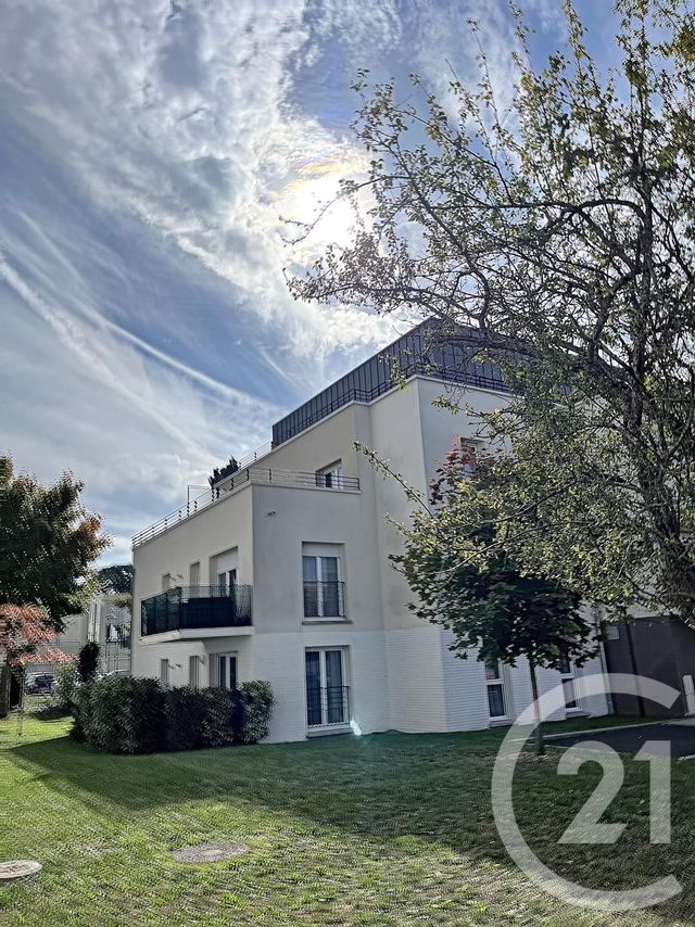 Appartement F3 à louer LA CHAPELLE ST MESMIN