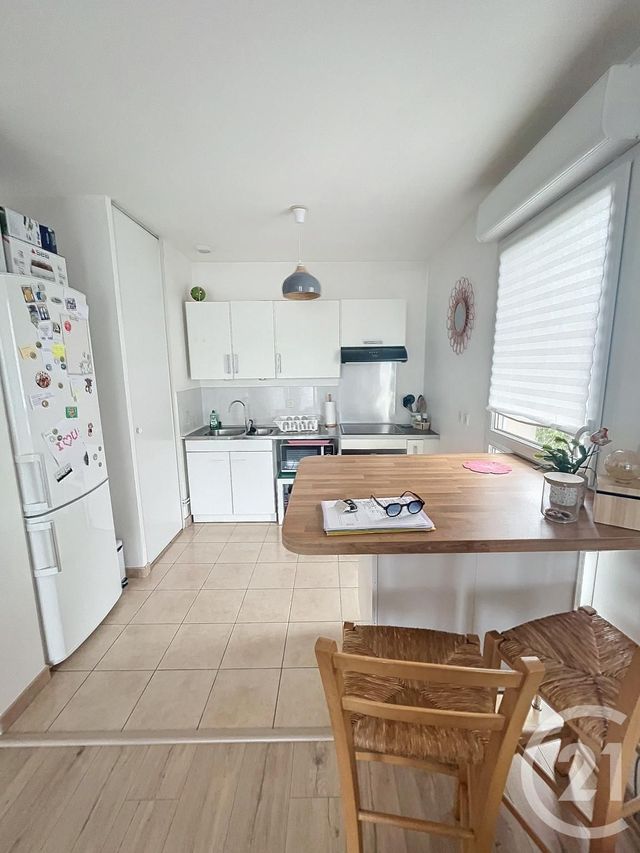 Appartement F2 à vendre - 2 pièces - 43.55 m2 - LA CHAPELLE ST MESMIN - 45 - CENTRE - Century 21 Help'Immo