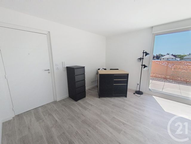 Appartement F1 à louer - 1 pièce - 26.88 m2 - LA CHAPELLE ST MESMIN - 45 - CENTRE - Century 21 Help'Immo