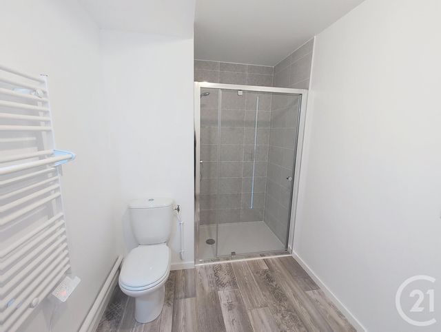 Appartement F1 à louer - 1 pièce - 26.88 m2 - LA CHAPELLE ST MESMIN - 45 - CENTRE - Century 21 Help'Immo