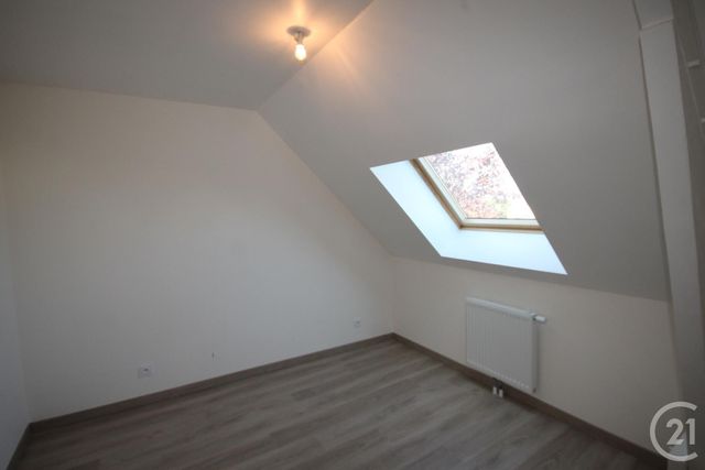 maison à louer - 5 pièces - 112.0 m2 - LA CHAPELLE ST MESMIN - 45 - CENTRE - Century 21 Help'Immo