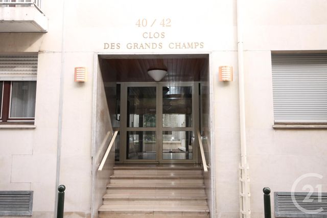 Appartement F2 à vendre - 2 pièces - 44.93 m2 - ORLEANS - 45 - CENTRE - Century 21 Help'Immo