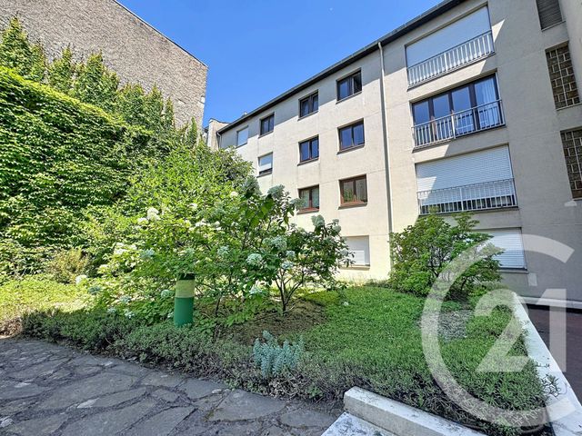 Appartement F2 à vendre - 2 pièces - 44.93 m2 - ORLEANS - 45 - CENTRE - Century 21 Help'Immo