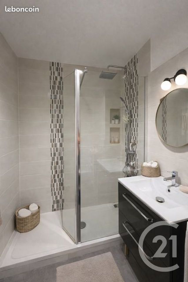 Appartement F2 à vendre - 2 pièces - 44.93 m2 - ORLEANS - 45 - CENTRE - Century 21 Help'Immo