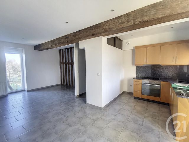 Appartement Duplex à louer - 3 pièces - 65.8 m2 - INGRE - 45 - CENTRE - Century 21 Help'Immo