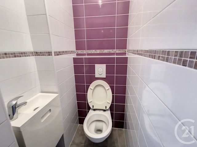 Appartement Duplex à louer - 3 pièces - 65.8 m2 - INGRE - 45 - CENTRE - Century 21 Help'Immo
