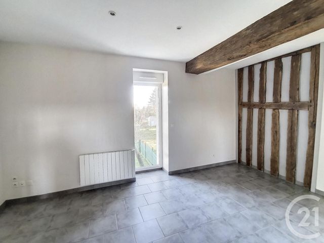 Appartement Duplex à louer - 3 pièces - 65.8 m2 - INGRE - 45 - CENTRE - Century 21 Help'Immo