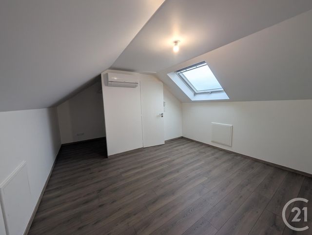 maison à louer - 5 pièces - 77.52 m2 - ST JEAN LE BLANC - 45 - CENTRE - Century 21 Help'Immo