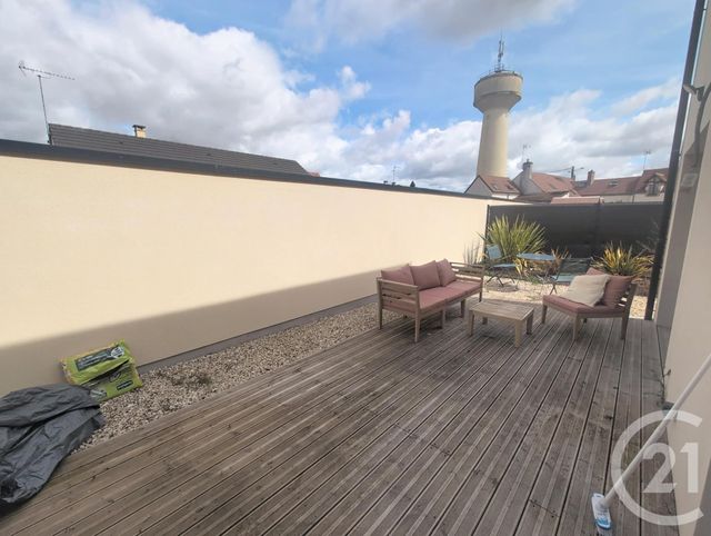 maison à louer - 4 pièces - 92.5 m2 - ST HILAIRE ST MESMIN - 45 - CENTRE - Century 21 Help'Immo