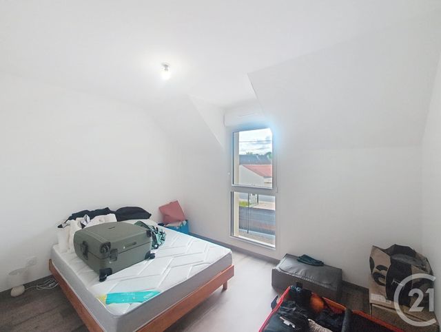 maison à louer - 4 pièces - 92.5 m2 - ST HILAIRE ST MESMIN - 45 - CENTRE - Century 21 Help'Immo