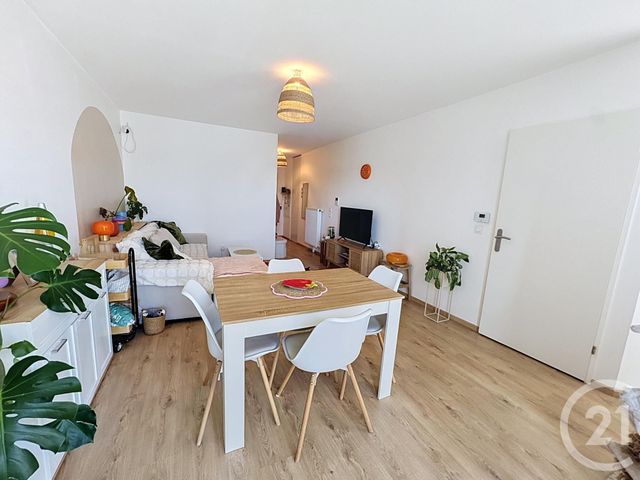 Appartement F2 à vendre - 2 pièces - 48.68 m2 - LA CHAPELLE ST MESMIN - 45 - CENTRE - Century 21 Help'Immo
