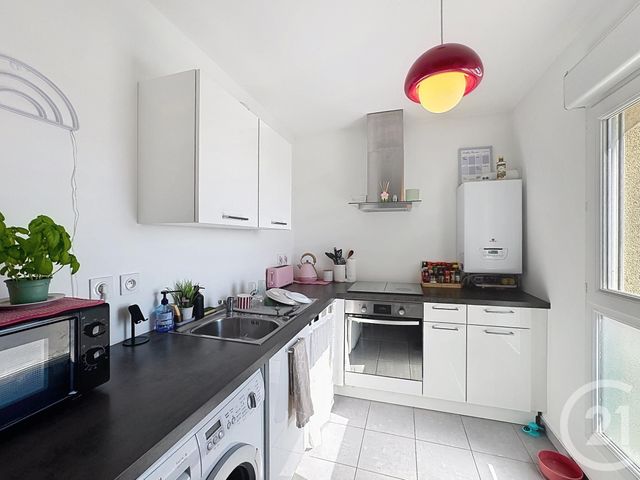 Appartement F2 à vendre - 2 pièces - 48.68 m2 - LA CHAPELLE ST MESMIN - 45 - CENTRE - Century 21 Help'Immo