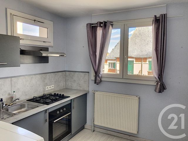 Appartement F1 à louer - 1 pièce - 33.0 m2 - ORLEANS - 45 - CENTRE - Century 21 Help'Immo