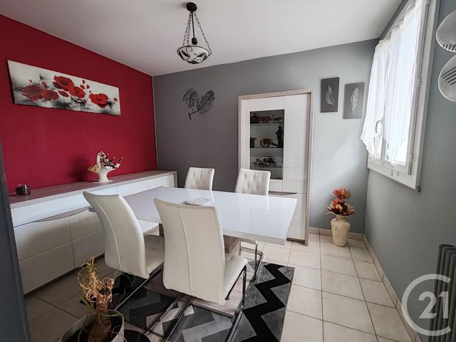 Appartement F4 à vendre - 4 pièces - 71.13 m2 - LA CHAPELLE ST MESMIN - 45 - CENTRE - Century 21 Help'Immo