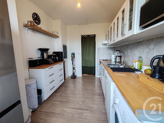 Appartement F2 à vendre - 2 pièces - 62.35 m2 - LA CHAPELLE ST MESMIN - 45 - CENTRE - Century 21 Help'Immo
