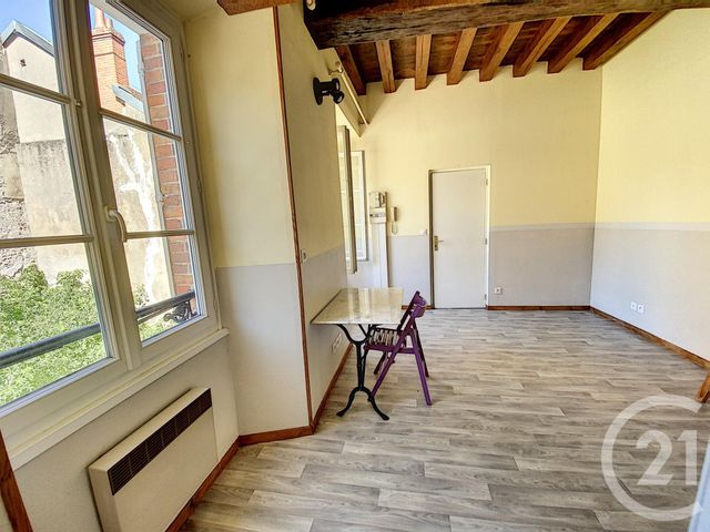 Appartement F1 à louer - 1 pièce - 16.43 m2 - ORLEANS - 45 - CENTRE - Century 21 Help'Immo