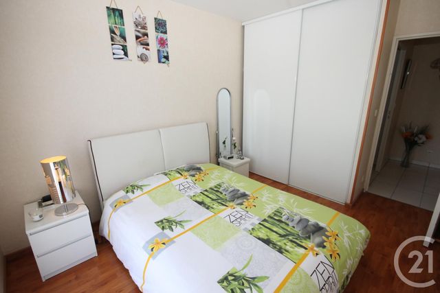 Appartement F4 à louer - 4 pièces - 79.75 m2 - LA CHAPELLE ST MESMIN - 45 - CENTRE - Century 21 Help'Immo