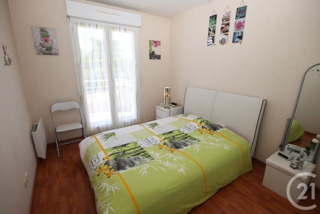 Appartement F4 à louer - 4 pièces - 79.75 m2 - LA CHAPELLE ST MESMIN - 45 - CENTRE - Century 21 Help'Immo