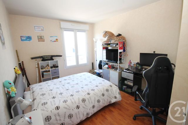 Appartement F4 à louer - 4 pièces - 79.75 m2 - LA CHAPELLE ST MESMIN - 45 - CENTRE - Century 21 Help'Immo