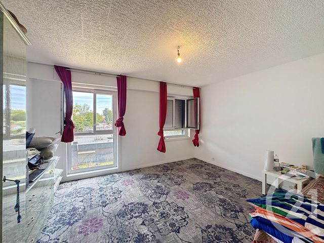 Appartement F3 à vendre - 3 pièces - 59.78 m2 - ST JEAN DE LA RUELLE - 45 - CENTRE - Century 21 Help'Immo