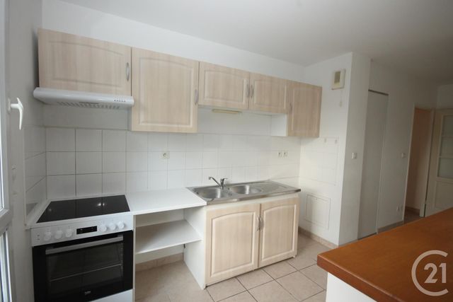 Appartement F2 à louer - 2 pièces - 54.0 m2 - LA CHAPELLE ST MESMIN - 45 - CENTRE - Century 21 Help'Immo