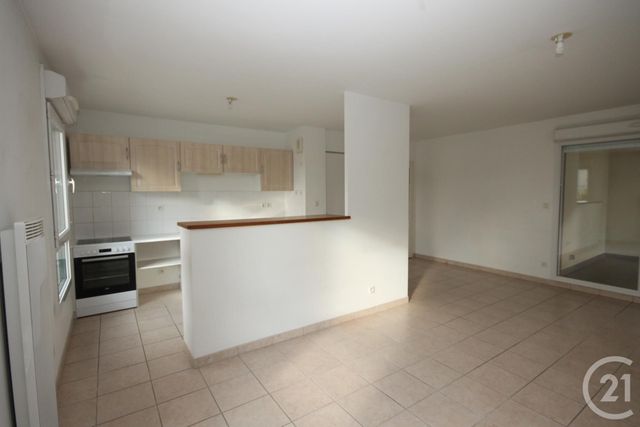Appartement F2 à louer - 2 pièces - 54.0 m2 - LA CHAPELLE ST MESMIN - 45 - CENTRE - Century 21 Help'Immo