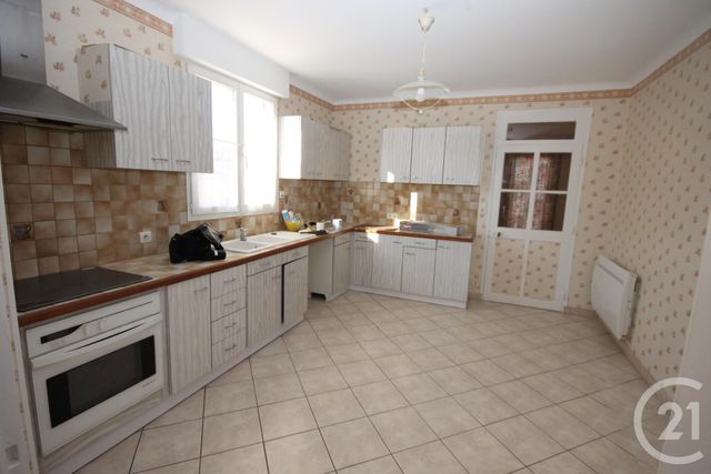 maison à louer - 6 pièces - 121.0 m2 - BEAUCE LA ROMAINE - 41 - CENTRE - Century 21 Help'Immo
